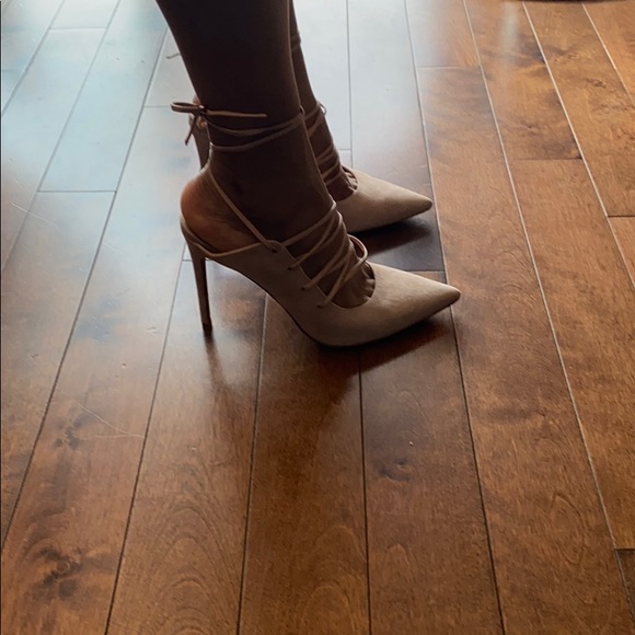 Blush strappy suede pumps - Picture 7 of 8